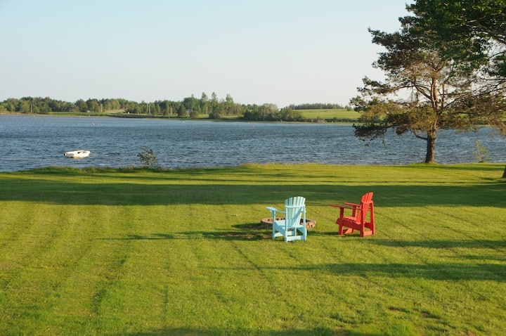 Place To Harbour Waterfront Cottage - Souris