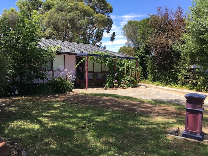 Comfortable Family/couples/business Stay House In A Quiet Central Location. - Mount Barker