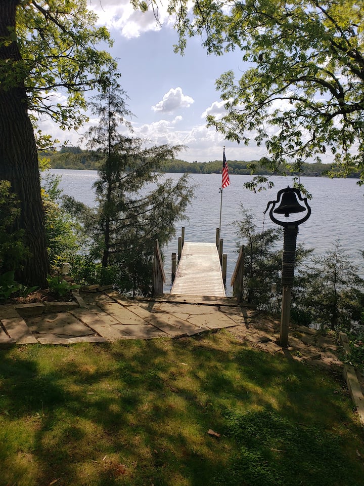 Peaceful & 'Pleasant' Lake Retreat On 'The Point' - Kettle Moraine State Forest, Whitewater