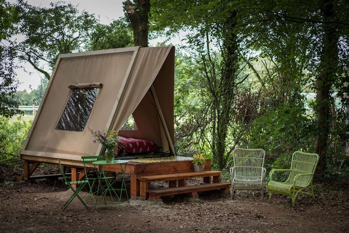Romantic Tiny Tent Near Groningen - Groningen Province