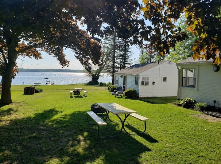 Lake Front Cottage With Dock #3 - Jamestown, PA