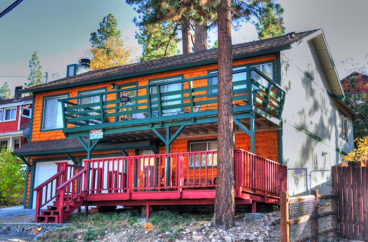 Cozy Cabin Full Of Fun - Lake,marina,village,slope - Big Bear, CA