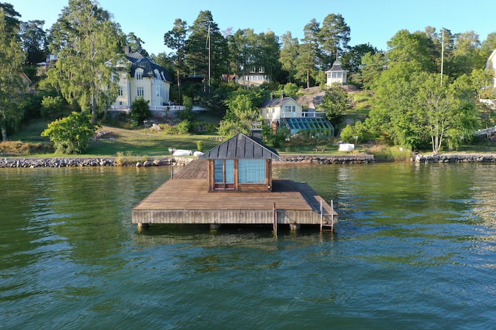 Waterfront House In The Archipelago Of Stockholm - Gustavsberg
