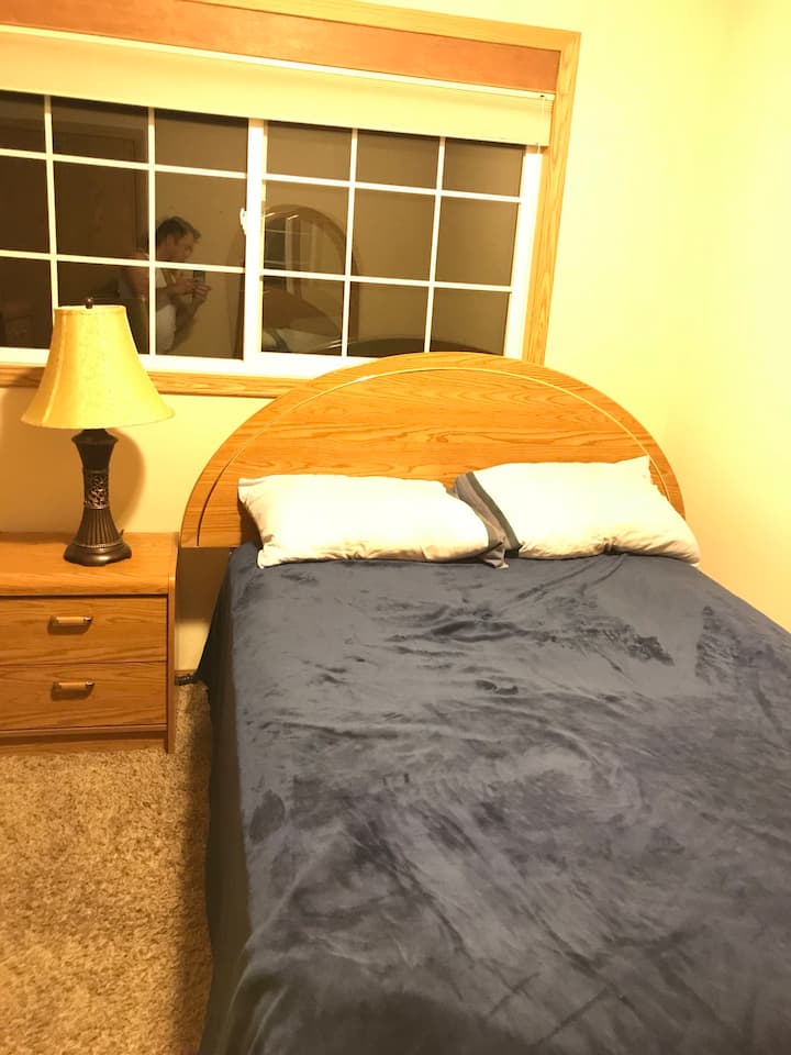 Peace & Quiet Room For 2 Guests - Vancouver, WA