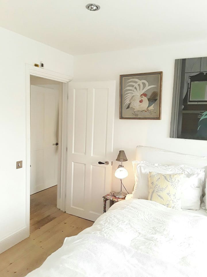 The White Room,  Lovely Room In Fowey - Fowey
