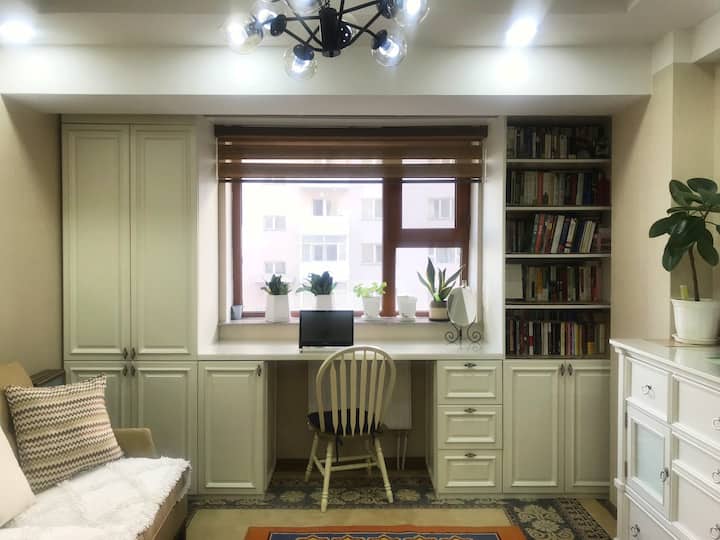 Cozy, Modern,  One Bedroom Apt, Coffee And Tea! Ub - Ulanbator