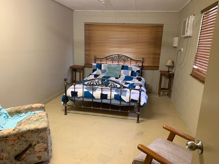 Granny Flat Mount Low - Townsville