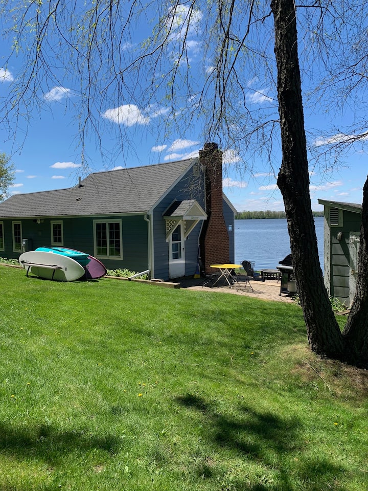 Charming And Cozy Cottage On Lake Sinissippi! - ウィスコンシン州