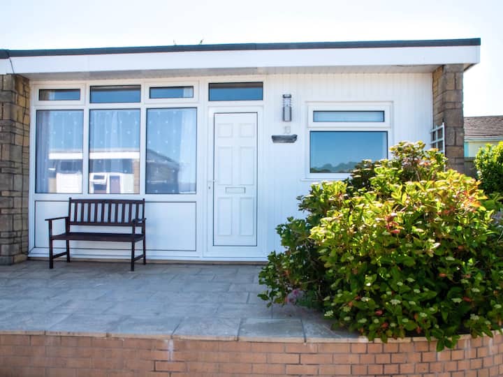 Driftwood Chalet Close To Beach. Dog Friendly. - The Mumbles