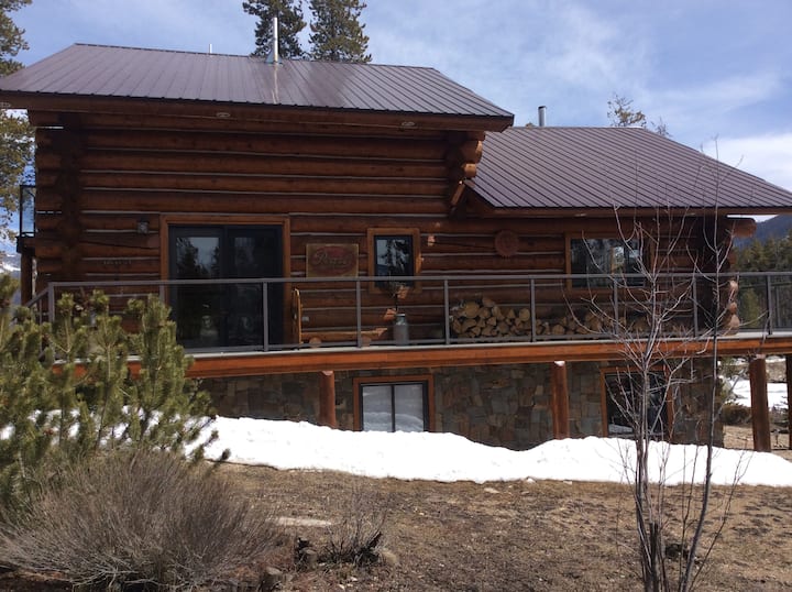 The Fox Den @ Pearl's Place, Sleeps 2 - Grand Lake, CO