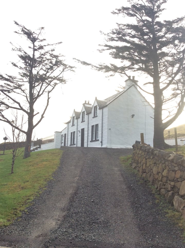 An Cealla- A Luxury Cottage With Spectacular Views - Skye