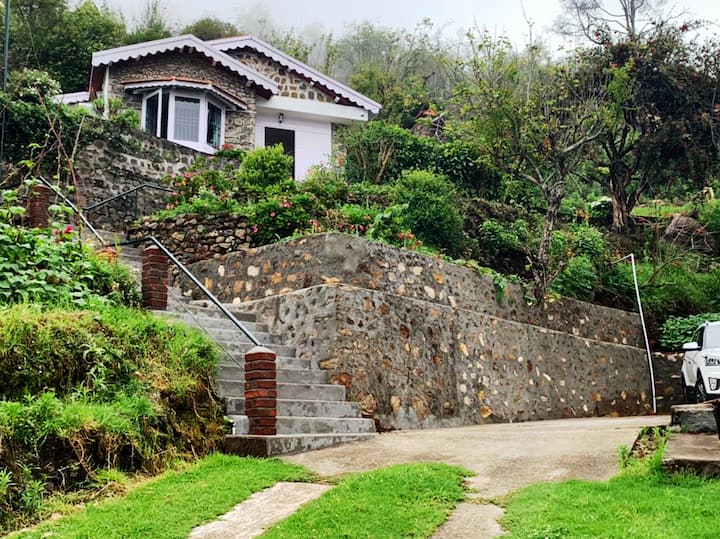 Amani Cottage, A Complete Bungalow In Kodai - Kodaikanal