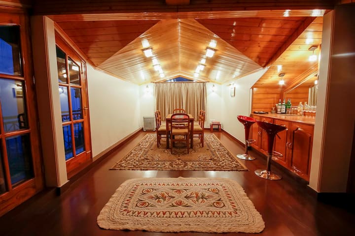 The Loft In The Hills- Penthouse - Shimla