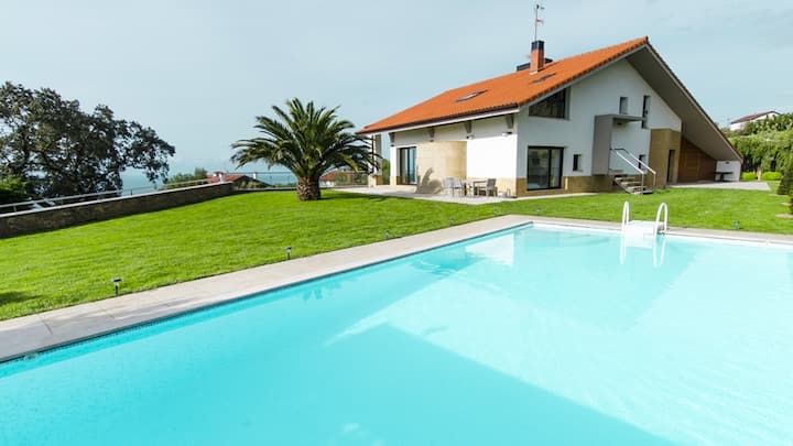 Impressive Luxury Villa With Amazing Views. - Lasarte-Oria