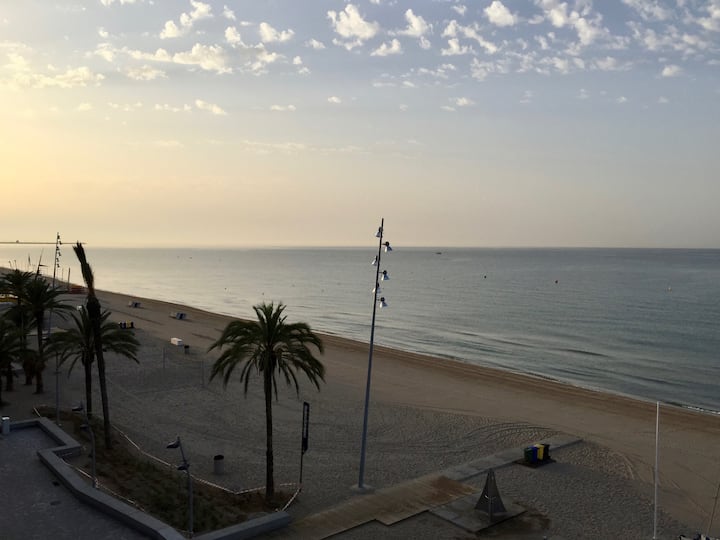 Apartment With Two Bedrooms In Front Of The Beach - Calafell
