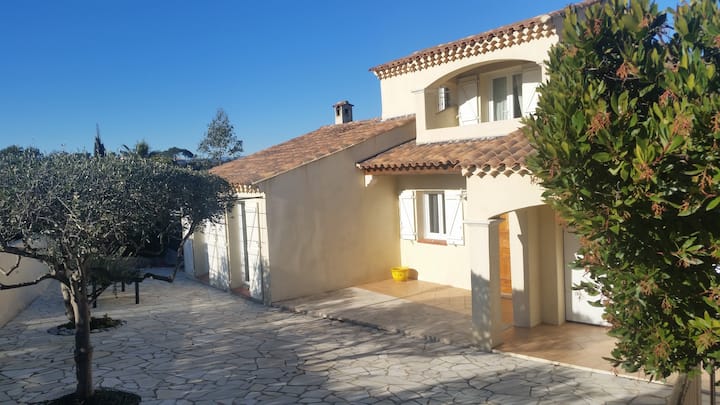 Villa Provenzale In Costa Azzurra A Saint-raphael - Saint-Raphaël