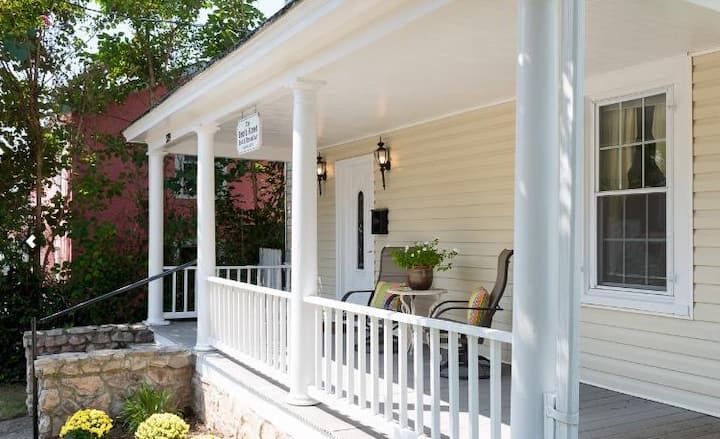 Your C-ville Home Away From Home -Vacation Rental - Charlottesville, VA
