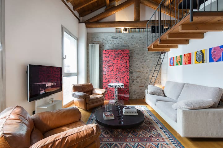 Loft7 Charming Openspace + Free Private Parking - Côme