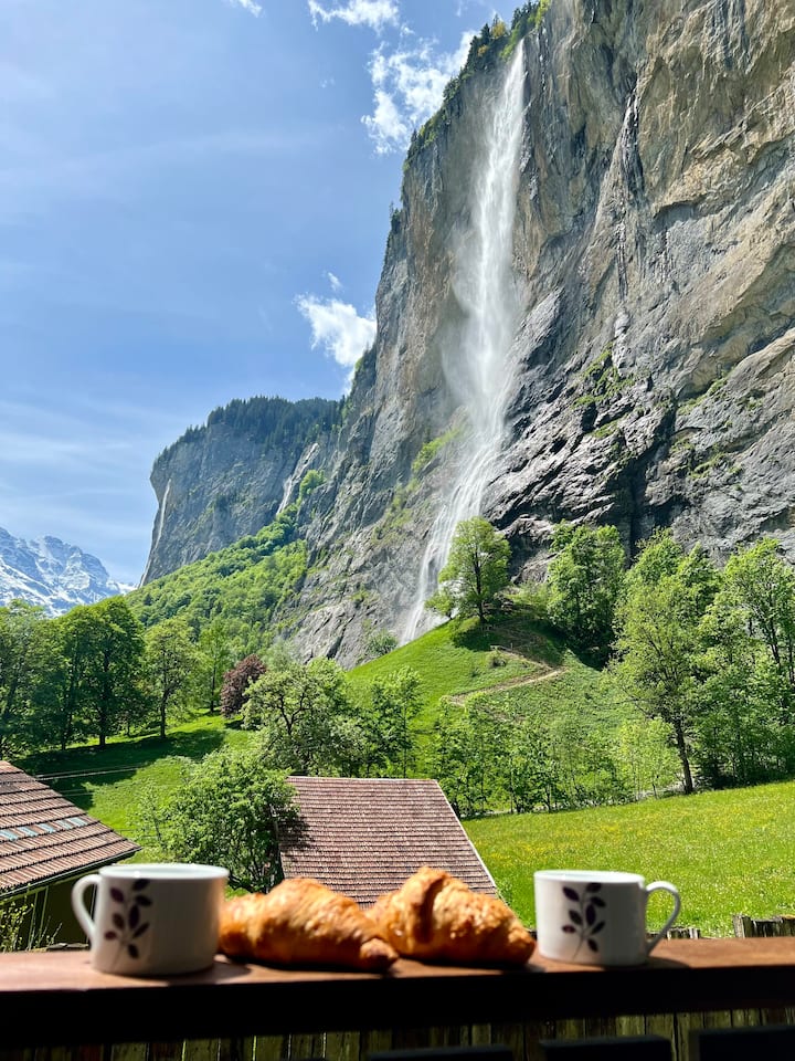 Breathtaking Waterfall Apartment Nr.2 - Wengen BE