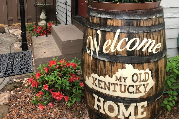 My Old Kentucky Home-downtown Lex's Premier Stay! - Lexington, KY