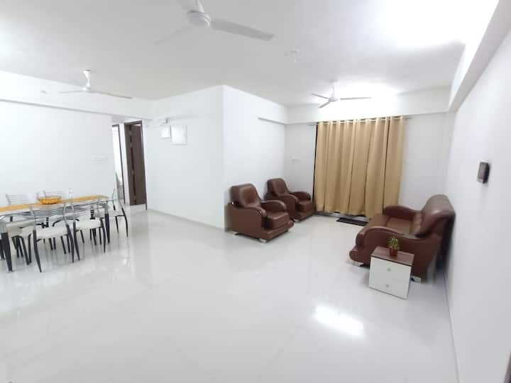 Airport Apartment Private Rooms In Luxe Service - Pune