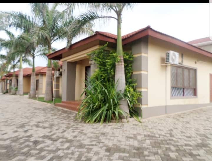 3 Bedroom Town House In Roma Park Lusaka. - Sambia