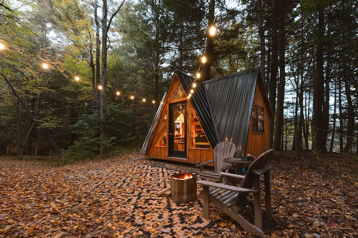 A-frame Tiny Cabin: Retreat In The Pioneer Valley - Massachusetts