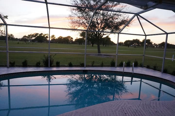 Wonen Op De Green-pool Huis Met Uitzicht Op De Zonsondergang - Estero, FL
