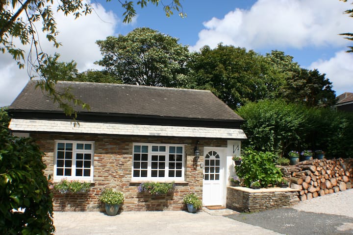 Cottage Close To Beaches And World Class Gardens. - Cornwall