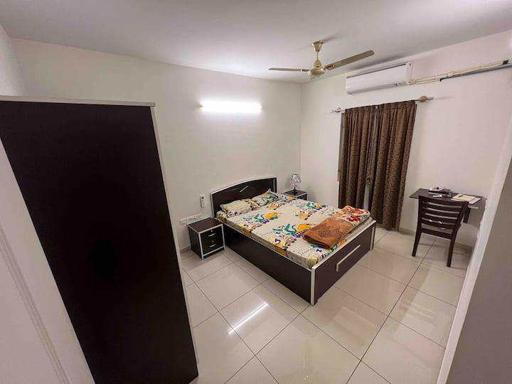 Modern 2-bedroom Flat Near Bangalore Airport - Aéroport Kempegowda Bengaluru (BLR)