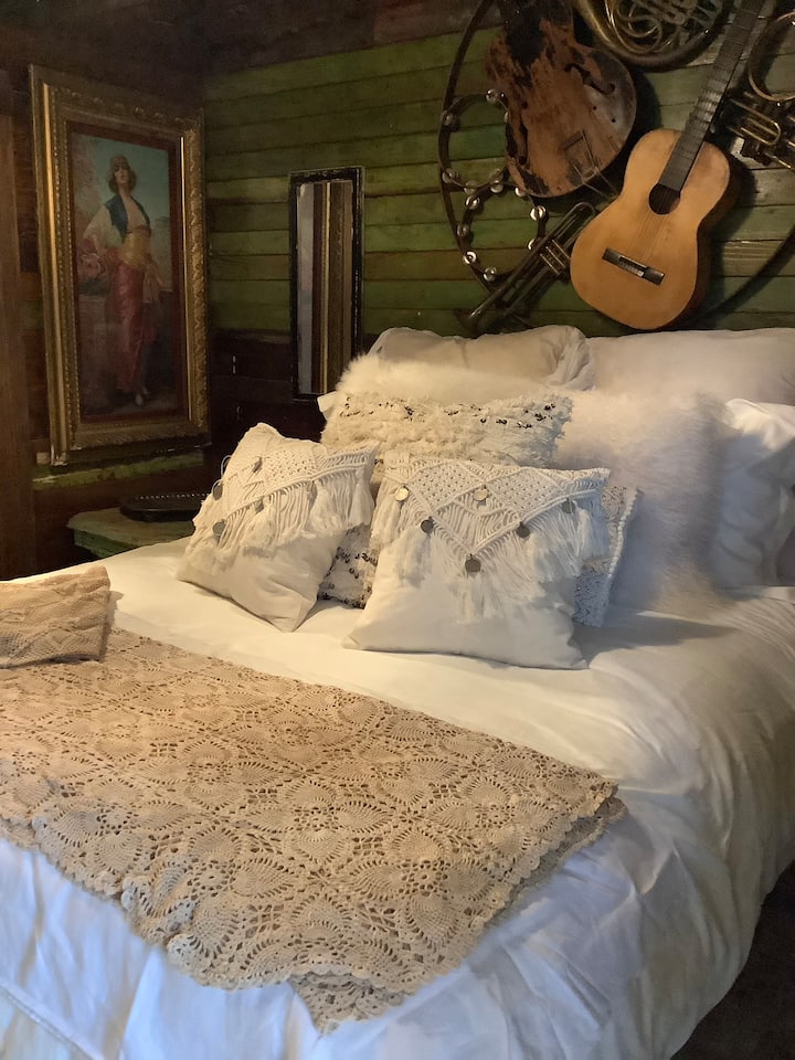 Gypsy Room At The 303 - Round Top, TX