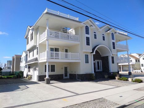 Sea isle best sale city airbnb