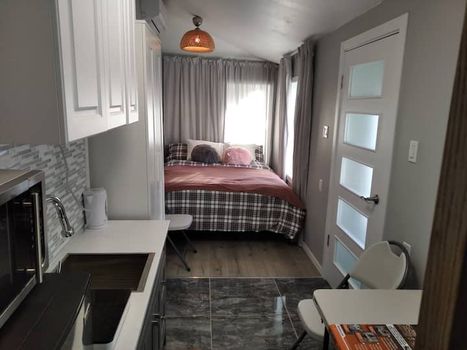 Top Airbnbs & Vacation rentals in Brossard cozycozy