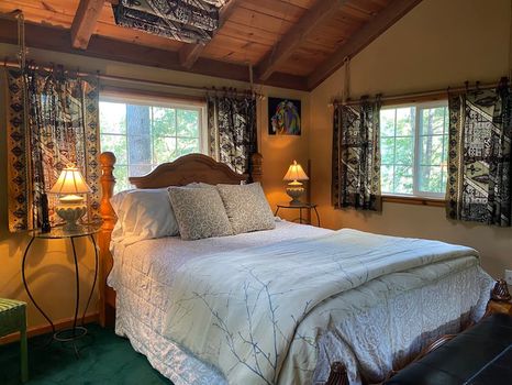 Humboldt Redwoods State Park, Weott airbnb, hotels and vacation rentals