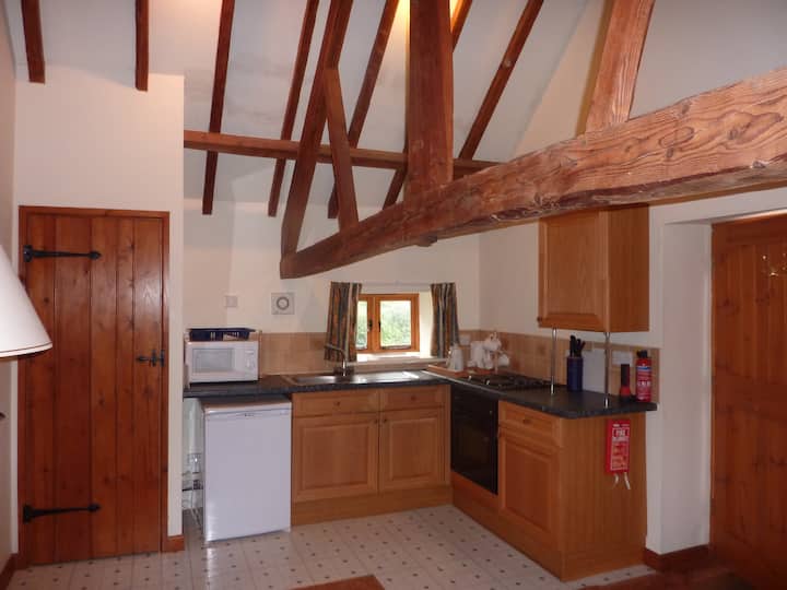 Cosy One Bed Accommodation In Wye Valley - Monmouth