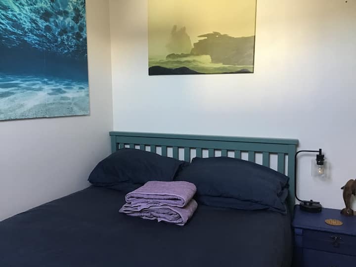 Small Double Room In Hugh Town - Isles of Scilly