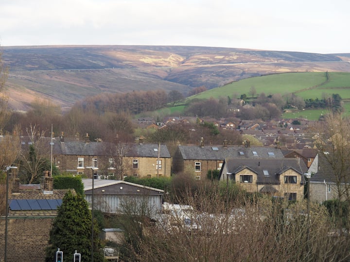 Superb Views In Comfortable Home In Peak District - Glossop