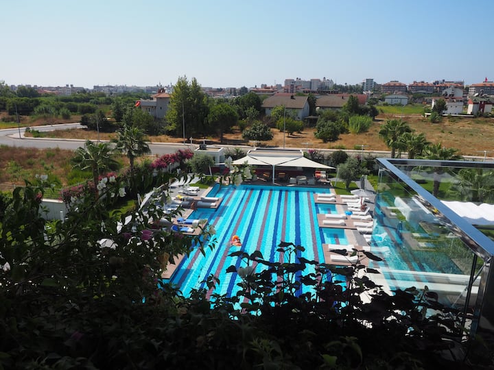 One Bedroom Pool View Apartment In A Luxury Hotel - Evrenseki