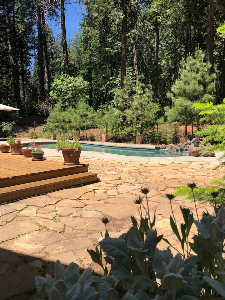 A Foresthill Retreat - Foresthill, CA