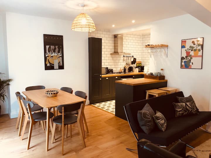 Central Brighton Flat, 3 Bedrooms, Sleeps 6, Close To Shops And Beach - University of Brighton City Campus