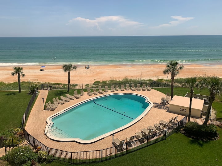 Beachfront, Picture Windows & Sliders To A Large Balcony Overlooking A Huge Pool - Ormond Beach, FL