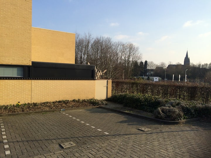 Quiet&luxury +2 Parking 0935 49a8 5731 5483 Bb10 - Limburg (Nederlandse provincie)