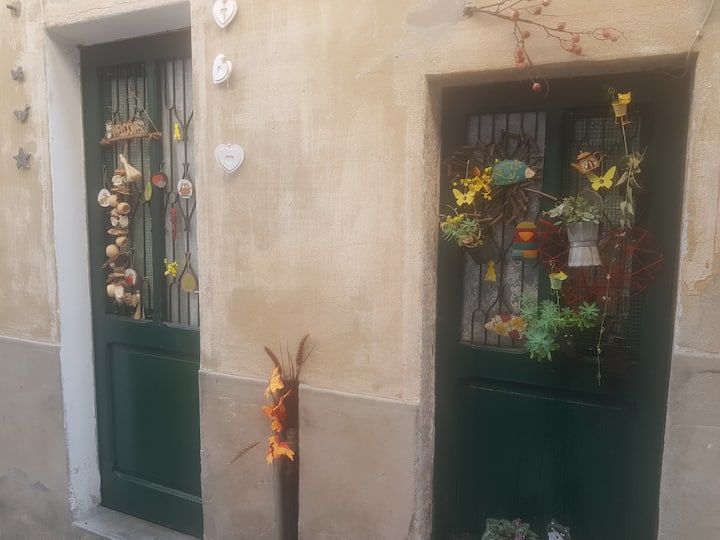 Mini Casa Con Stufa A Legna, Borgo Di Montagna - Brenta