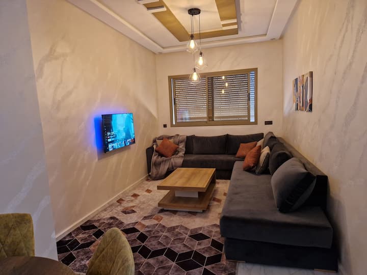 Cozy And Modern Apartment In A Good Location - El Jadida
