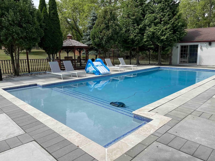Private Pool House On 8.5 Acre Estate - Goshen, NY