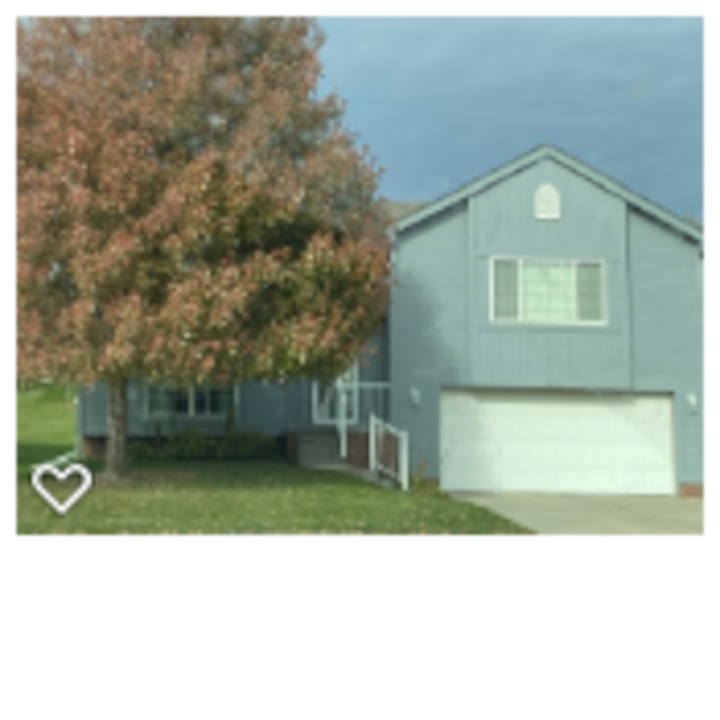 2 Bedroom Villa With Garage In Quiet Neighborhood - Nebraska