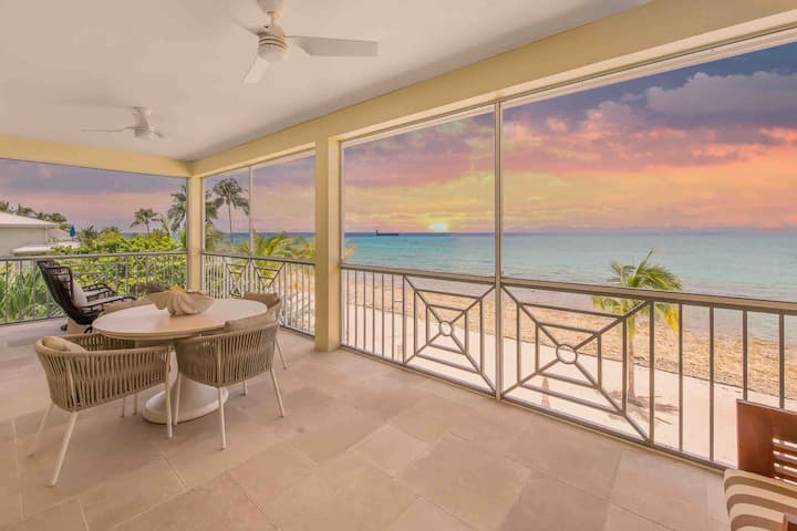 Ocean Front Luxury Condo Panoramic Views Of The Caribbean Sea - Cayman Islands