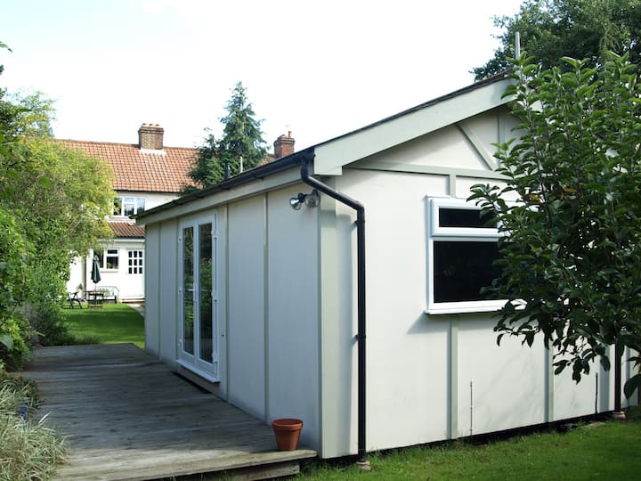 Annexe Studio In Sunny Garden - Brentford