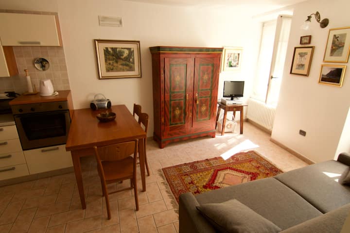 Small Apartment In The City Center - Ledro
