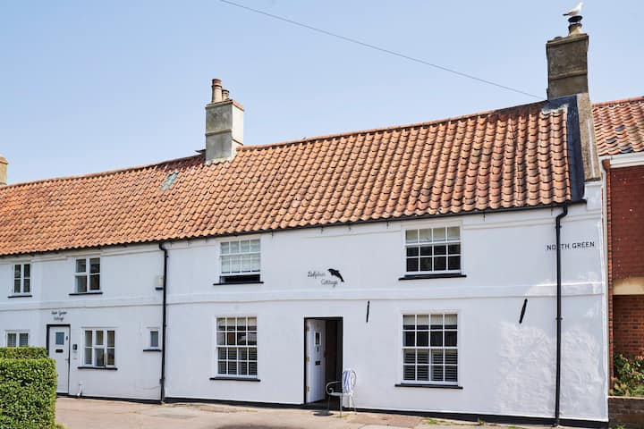 Dolphin Cottage, North Green, Southwold - Southwold